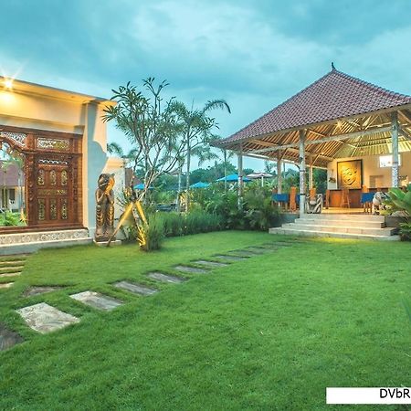 Dayung Villas By Reccoma レンボンガン島 エクステリア 写真