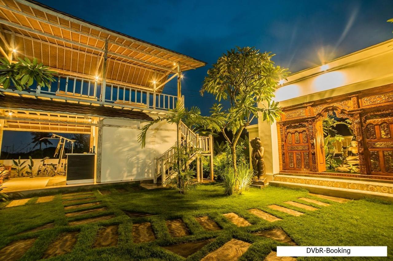 Dayung Villas By Reccoma レンボンガン島 エクステリア 写真
